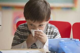 孩子吃瓜好幸福,孩子吃瓜的甜蜜时光